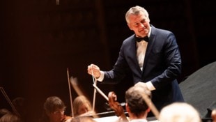 Markus Poschner lässt das Bruckner Orchester musikalische Gipfel erklimmen