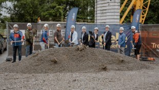 Mit dem offiziellen Spatenstich starten die illwerke vkw die Umsetzung eines zukunftsweisenden ...