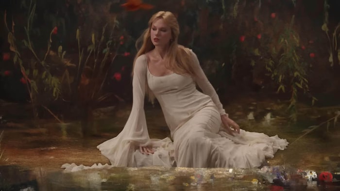 Trägt Taylor Swift beim möglichen Ja-Wort ein ähnliches Traumkleid wie in ihrem Musikvideo „The ...