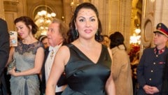 Die Opern-Diva zieht die Notbremse: Nach einem gesundheitlichen Einbruch sagen Ärzte für Anna ...