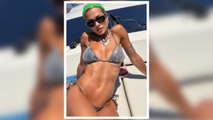 Rita Ora sorgt mit einem Bikini-Schnappschuss für Schnappatmung – und das liegt auch an ihren ...