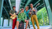 Hubertus von Hohenlohe (li.) sorgt mit neuem Song für musikalische Landlust.