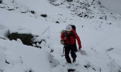 Die Söldener Bergretter kämpften sich durch den Schnee auf fast 3200 Meter hinauf.
