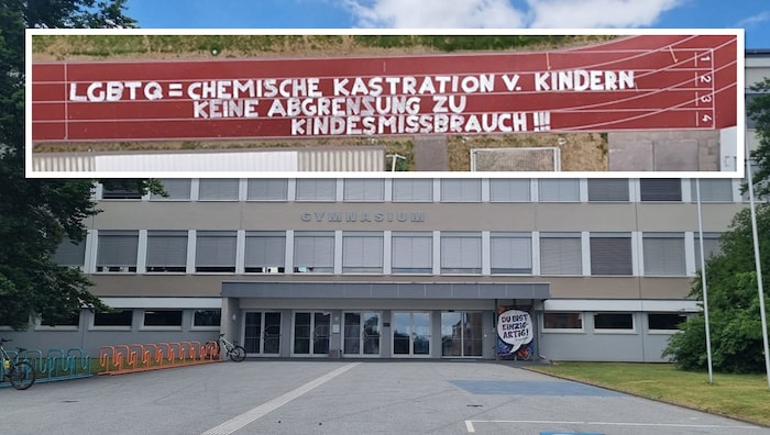 Auf dem Sportplatz des Gymnasiums Horn wurde in riesigen Lettern die wirre Botschaft ...