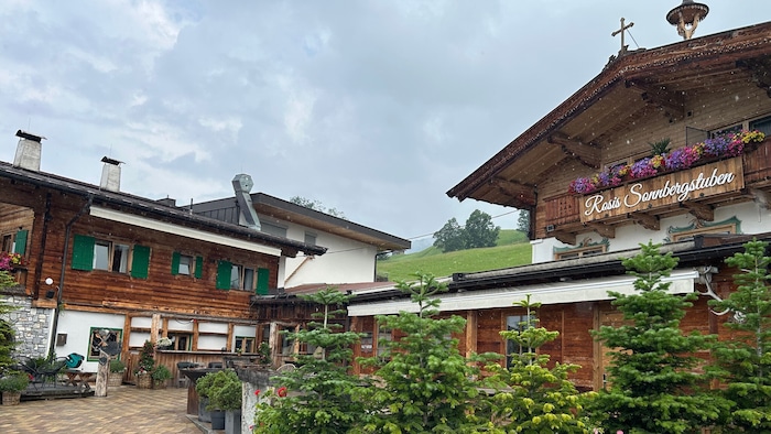 Der Unfall geschah vor Rosi’s Sonnbergstuben in Kitzbühel.