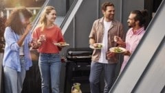 Grillgenuss auf kleinem Raum: Der Weber LUMIN® Compact Smart bringt vielseitiges BBQ mit smarter ...