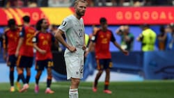 Konrad Laimers Blick geht ins Leere, während Spanien jubelt: Für Österreich ist im ...