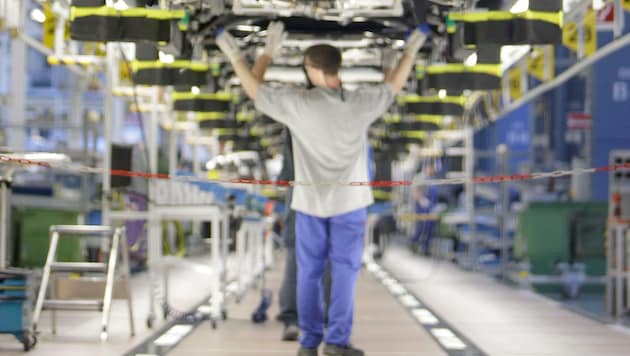 Mercedes will mehr Arbeit fürs gleiche Geld – der Autoexperte gibt dem Unternehmen recht.