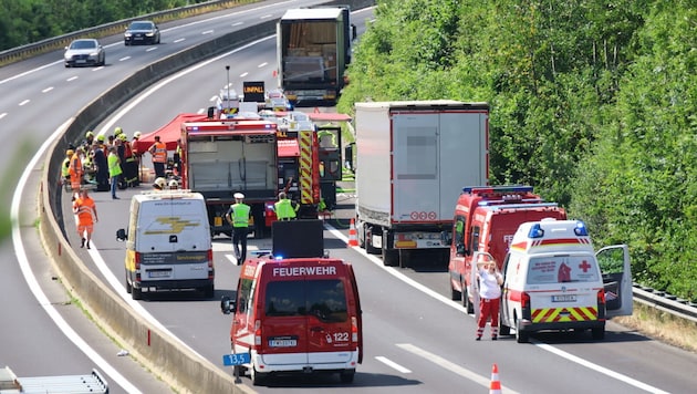 Auf der Pyhrnautobahn A 9 kam es am Freitagvormittag zu einem Gefahrgutaustritt. Kurzzeitig war ...
