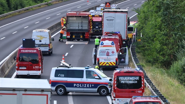 Auf der Pyhrnautobahn A 9 kam es am Freitagvormittag zu einem Gefahrgutaustritt