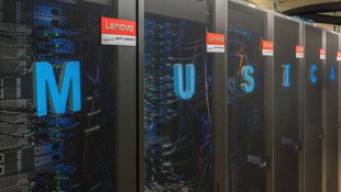 Der „Supercomputer“ MUSICA.