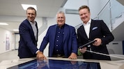 Standortleiter Christopher Hermann, CEO Michael Mertin und IV-Präsident Georg Knill