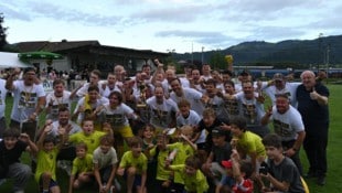 Launsdorf feierte den Titel am Platz und auf Mallorca.