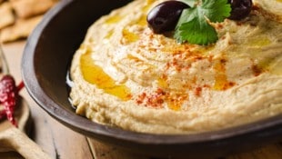 Der beliebte Hummus von NENI wurde möglicherweise verunreinigt.