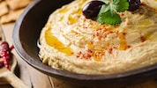 Der beliebte Hummus von NENI wurde möglicherweise verunreinigt.