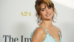 Penélope Cruz hat eigentlich Angst vorm Autofahren, dennoch will sie jetzt endlich den ...