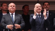 ÖFB-Boss Josef Pröll mit FIFA-Präsident Gianni Infantino.