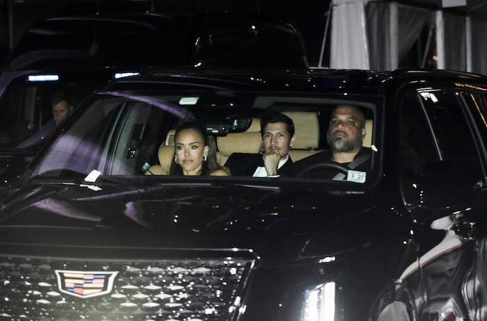 Jessica Alba und Danny Ramirez gehörten zu den prominenten Gästen, die nach der Hochzeit von ...