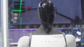 Tesla will laut einem Unternehmensvertreter bis Ende des Jahres mit der Massenproduktion seines ...