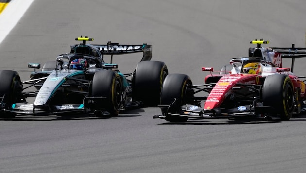 Kimi Antonelli gegen Lewis Hamilton