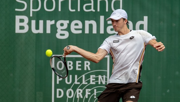 Lukas Neumayer tat sich gegen Dennis Novak sehr schwer.