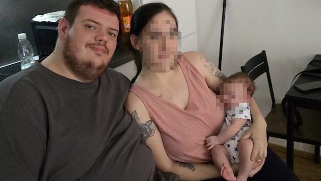 Nur kurz vereint, aber glücklich: Klein-James ist pumperlgsund und happy mit Mama und Papa ...