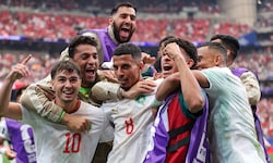 Azzedine Ounahi (mitte) beendete fast im Alleingang Kanadas WM-Abenteuer.