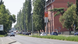 Die Grazer Triester Straße: In den Abend- und Nachtstunden entwickelt sie sich immer mehr zur ...