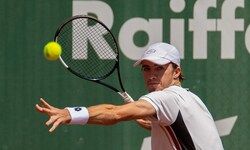 Lukas Neumayer siegte in zwei Sätzen gegen Joel Schwärzler.