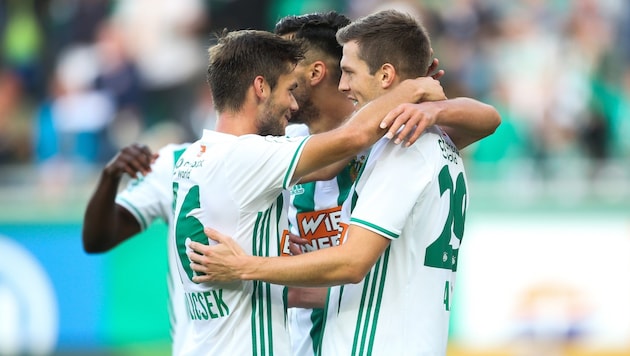 Philipp Malicsek (li.) und Deni Alar sind in Gloggitz wiedervereint