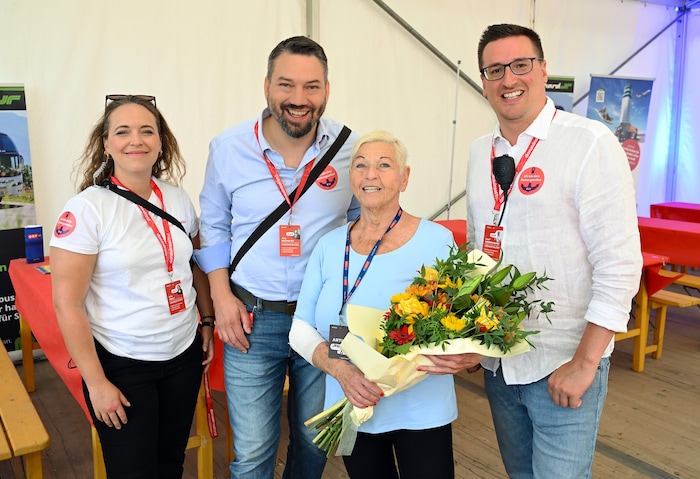 Jazz Gitti wurde von ihren Fans frenetisch gefeiert. Von Donauinselfest-Veranstalter und SPÖ ...