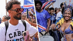 Nach ihrem WM-Märchen ist das Fußball-Nationalteam Kap Verdes (li. Torhüter Vozinha) bei der ...