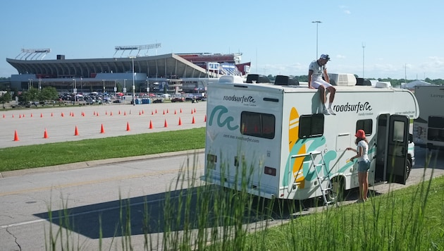 Die WM-Camper der „Krone“ sind da! So war‘s auch beim Wunder von Kansas City zwischen Österreich ...