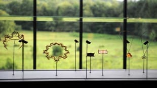 Schmuck vom französischen Glasmacher René Lalique (Archivbild)