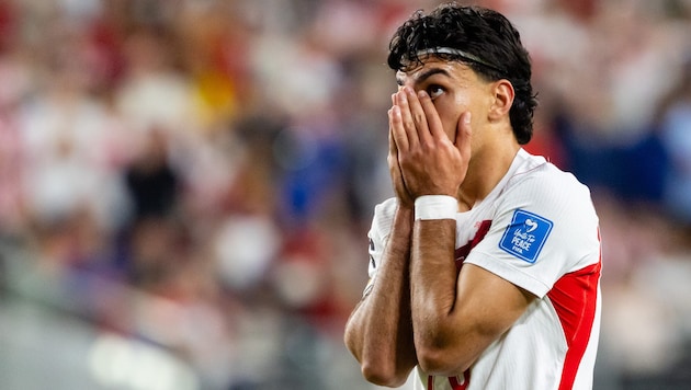 Der türkische Nationalspieler und Frankfurt-Legionär Can Uzun (20) hat Ärger mit seiner ...