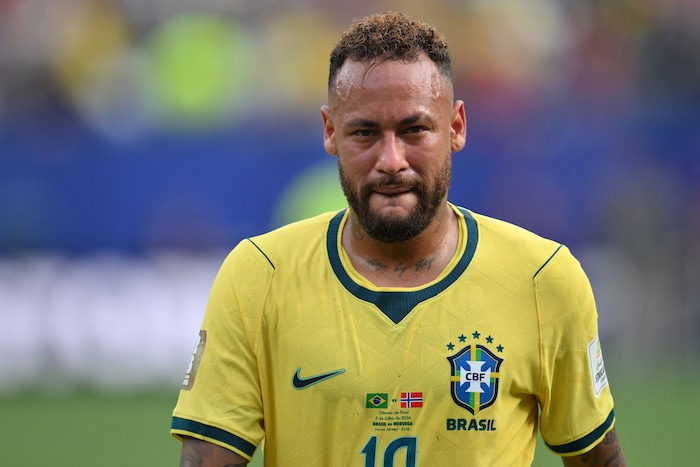 Tränen auch bei Superstar Neymar