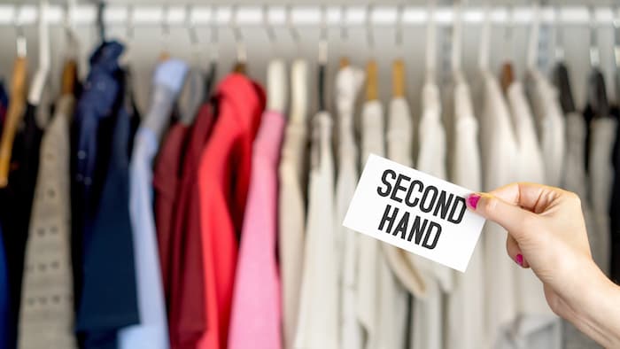 Nachhaltig, originell, preisgünstig: Second Hand Mode liegt im Trend. Schadstoffe, die sich oft ...