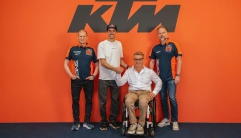 Alex Marquez (2.v.l.) startet ab 2027 für KTM.