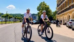 An der Seite von Ex-Radprofi Johnny Hoogerland steuerte Redakteurin Diana Zwickl die ...