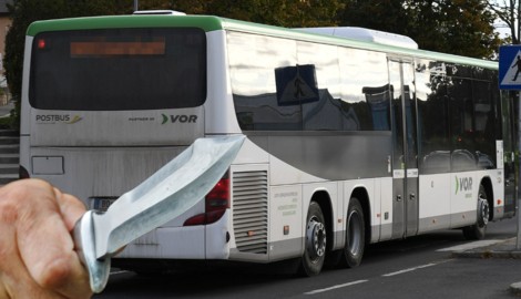 Mit einem Messer soll der Buslenker von einem Mann bedroht worden sein. Der Unbekannte konnte ...