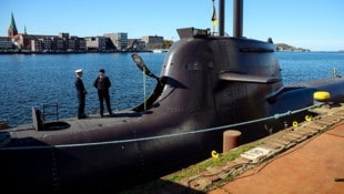 Vorstellung eines frisch fertig gestellten U-Boots des Typs U-34 im Dock von ThyssenKrupp Marine ...