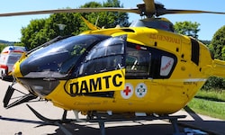Der Notarzthubschrauber Christophorus 10 stand im Einsatz.