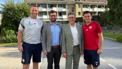Hotelchef Gerald Stoiser mit Sohn Patrick sowie Trainer Ferdl Feldhofer und Christian ...
