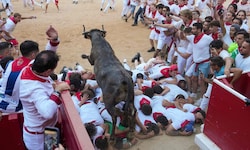 Die Stierhatz in Pamplona fordert jedes Jahr mehrere Verletzte – manchmal auch Tote.
