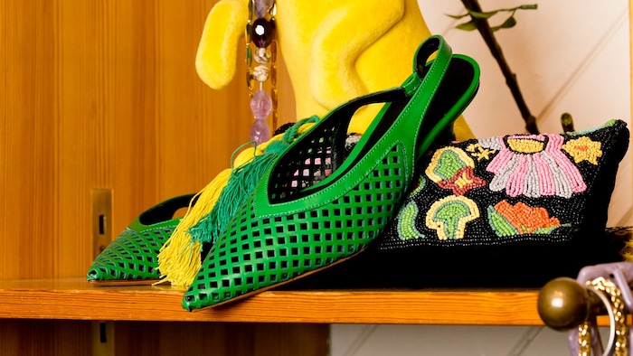Diese Schuhe sind ein echter Hingucker.