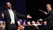 Talentierte Jungsänger aus aller Welt treten bei AIMS mit professionellem Orchester auf.