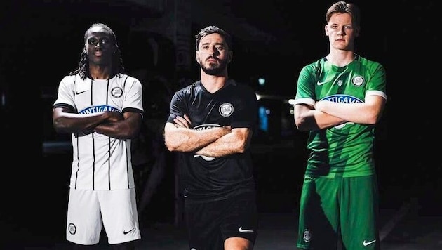 Sturm präsentierte heute am GC Murhof die Dressen für die neue Saison.
