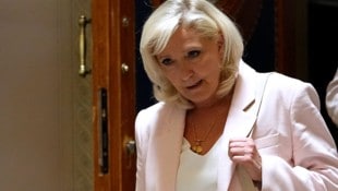 Marine Le Pen sorgt für eine politische Überraschung in Frankreich.
