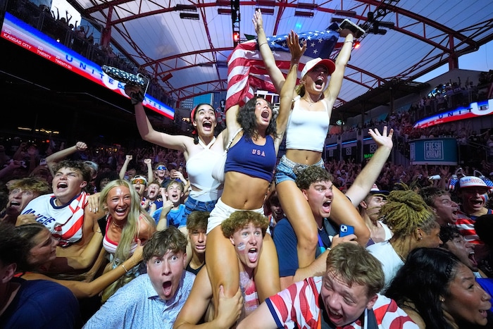 Die USA galten früher nicht unbedingt als Fußball-Hochburg. Doch das US-amerikanische Team ...
