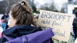 Im März wurde in Wien für mehr Aufmerksamkeit für ME/CFS demonstriert.